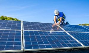Installation et mise en production des panneaux solaires photovoltaïques à Le Barp